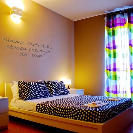 Bed And Breakfast Charming House بارليتا الغرفة الصورة