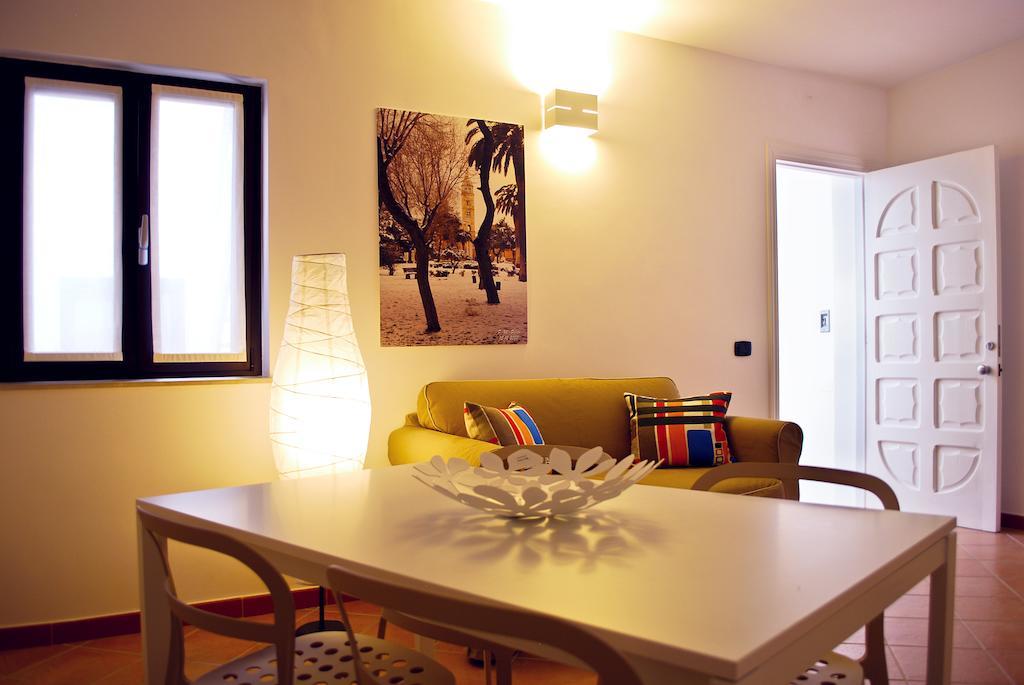 Bed And Breakfast Charming House بارليتا الغرفة الصورة